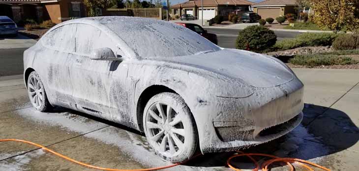 elektrikli araba tesla yıkanır mı
